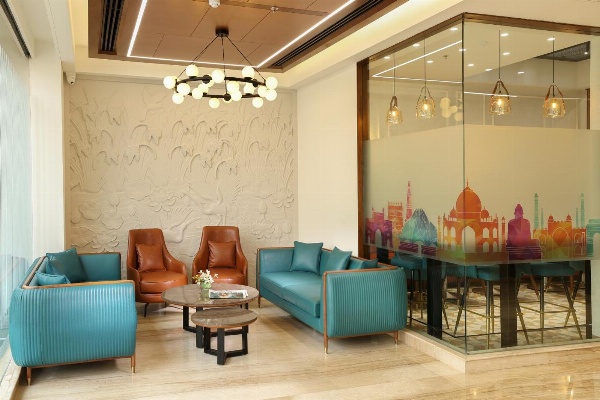Indus Biznotel Main image